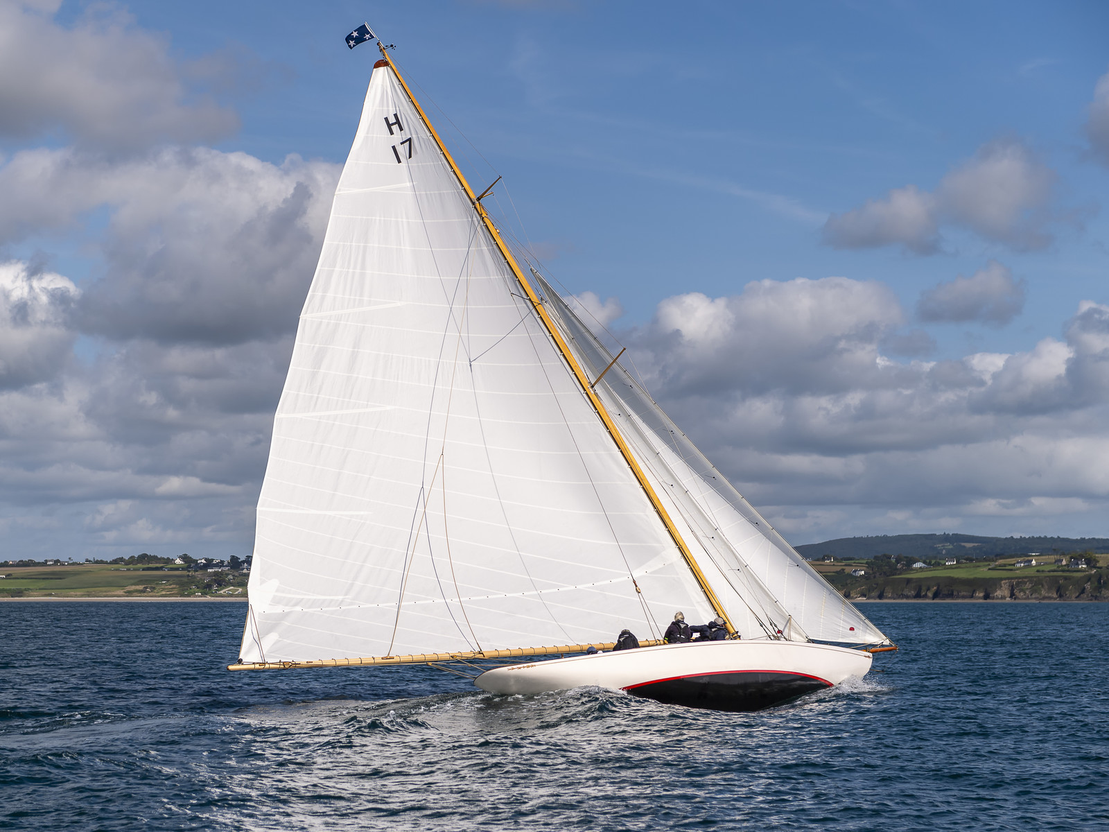 La Hoalen Brest-Douarnenez Classic Finistere est une régate de voiliers classiques magnififiques.