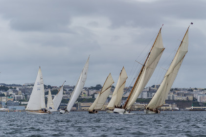 La Hoalen Brest-Douarnenez Classic Finistere est une régate de voiliers classiques magnififiques.