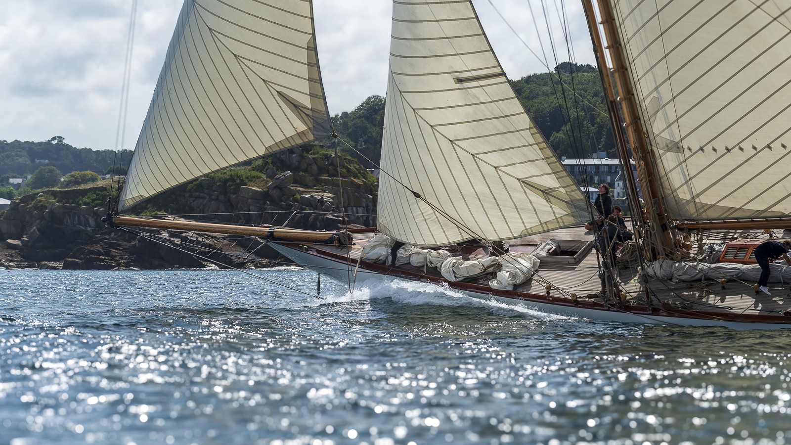 La Hoalen Brest-Douarnenez Classic Finistere est une régate de voiliers classiques magnififiques.