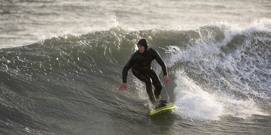 061-Surf