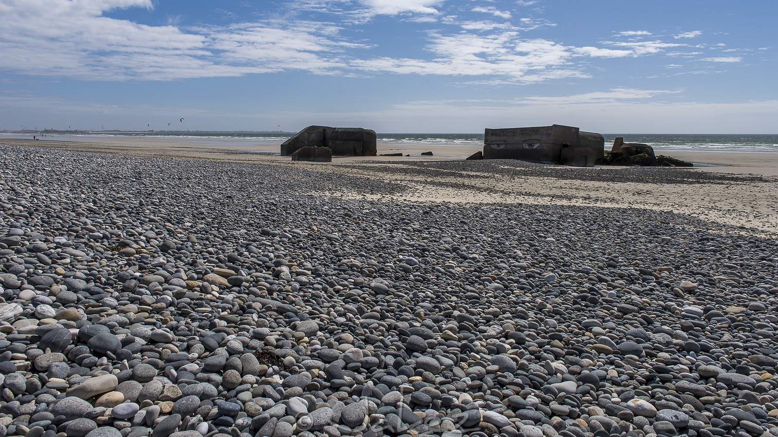 087-tronoen.jpg