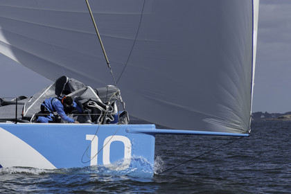048-irc.jpg