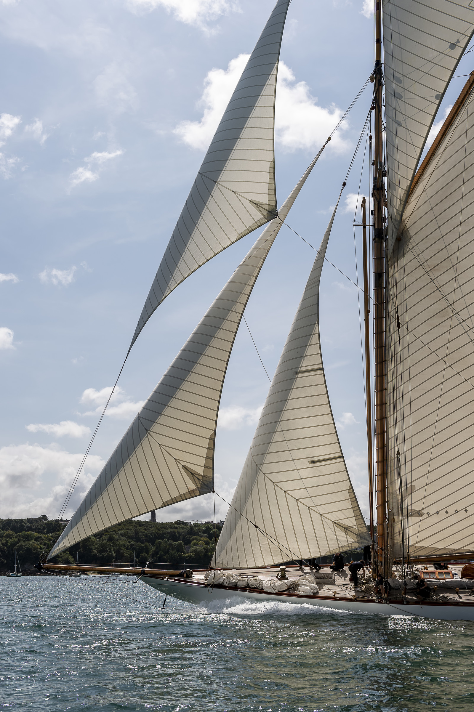 La Hoalen Brest-Douarnenez Classic Finistere est une régate de voiliers classiques magnififiques.